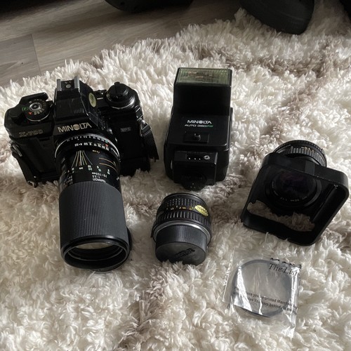 Minolta 700 black 35mm slr - minolta,
