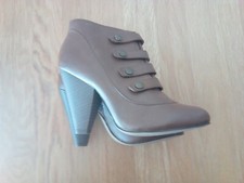 ladies shoes size 5