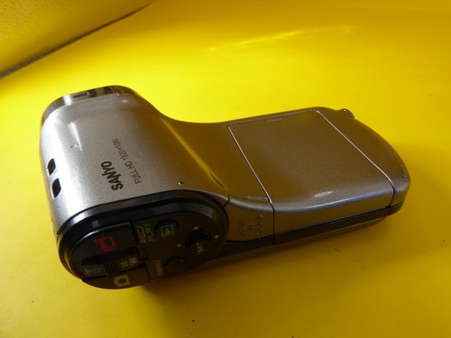 Sanyo digital handheld xacti - digital,