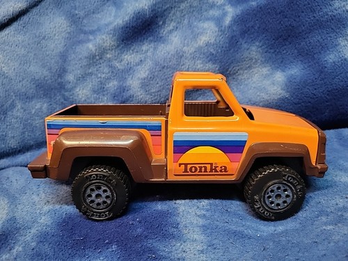 Vintage 1979 tonka truck - vintage,