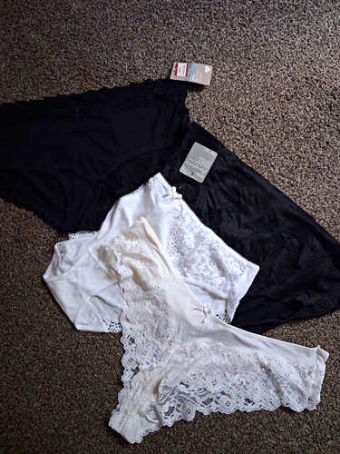 Bundle four marks and - of,