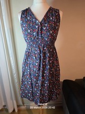 H&M MAMA Floral Maternity