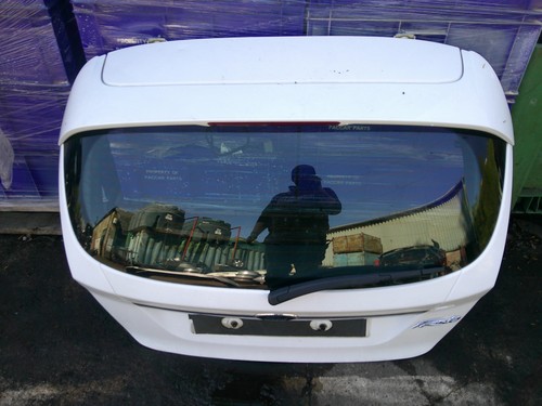 Ford fiesta zetec tailgate - ford,