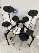 Roland TD-4 Electronic Drum Kit - With Drumsticks , headphones, stool and manual