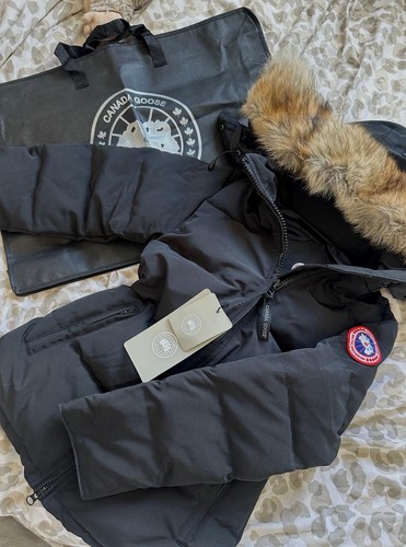 Women black canada - black,