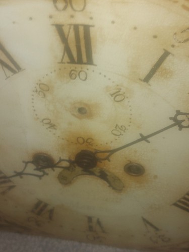 Longcase grandfather clock - /,