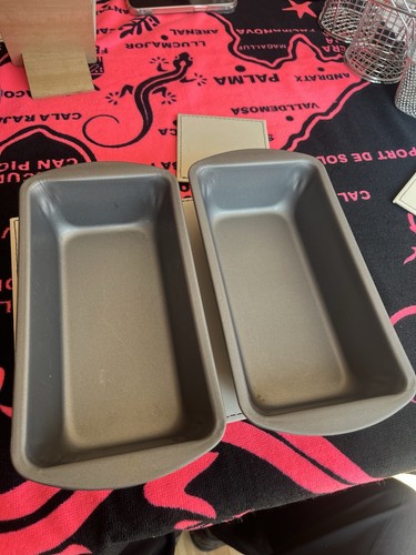 Loaf tins - loaf,