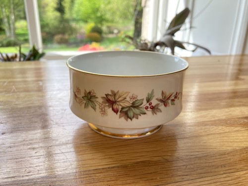 Vintage royal standard - royal, lyndale