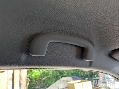 Suzuki vitara front interior - suzuki,