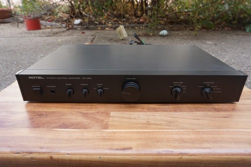 High end preamplifier rotel - high-end,