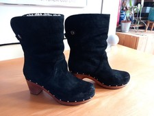 UGG 3204 Lynnea Black Suede Leather Shearling Sheepskin Clog Boots Size UK 5.5