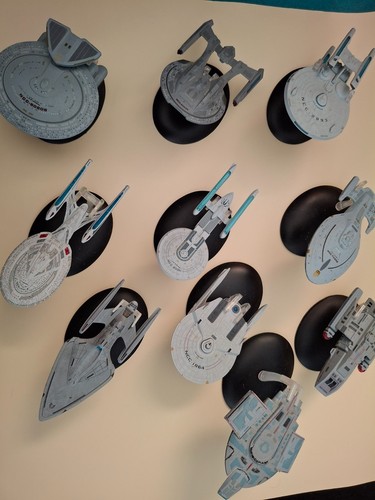 Eaglemoss star trek starship - star,