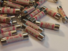 50 x 3AMP DOMESTIC PLUG FUSES ( 50 BUSSMANN 3A  240V FUSES BS1362) L100