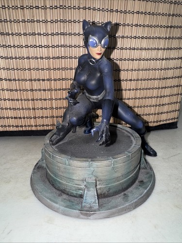 Universe catwoman statue by - catwoman,