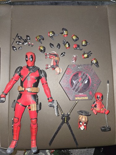 Hot toys mms746 deadpool - toys,