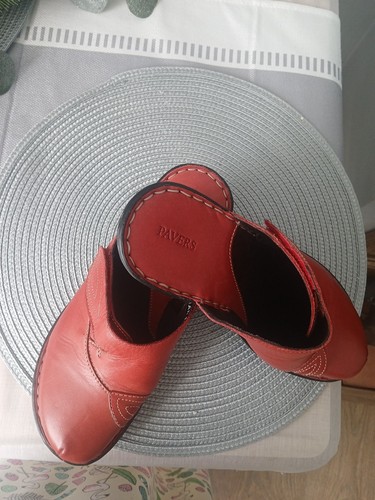 Ladies pavers pumps size 5 - ladies,