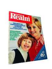 Magazine Womans Realm Mag February 1976 Vintage ra