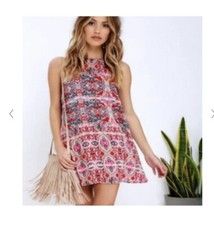 NWT Lulu ‘s Red Floral