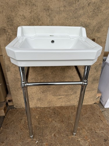 Traditional 560mm bathroom - 560mm,