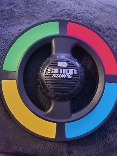 Hasbro simon swipe electronic - hasbro,