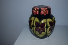 A rare Moorcroft 769/4 Ginger jar "Violets" by Sally Tuffin 1999