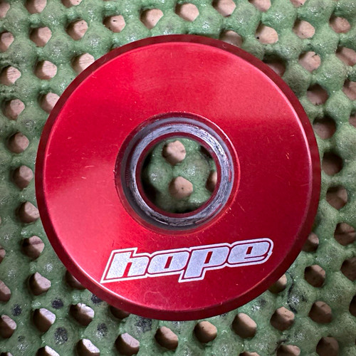 Hope red top - red,