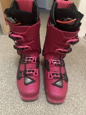 Dynafit Ski Touring Boots Mondo 27 (Size 8) Women’s Ski Boots