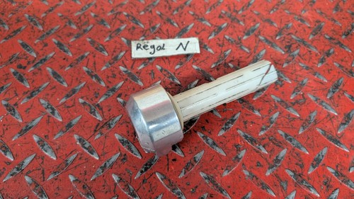 Throttle handlebar switch