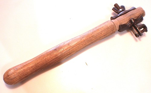 Cross cut saw handle spear - saw,