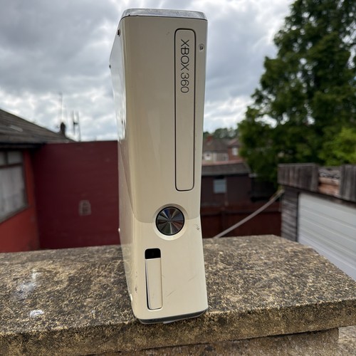 Microsoft xbox 360 slim - microsoft,