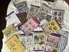 Card Crafting  mixed make hunkydory, etc, bundel.