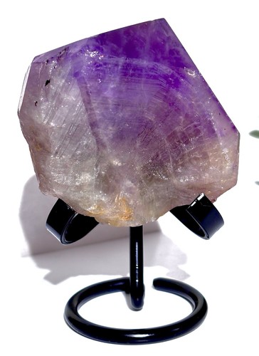 Large 224g amethyst point - point, from