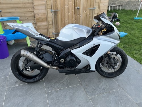 Gsxr 1000 breaking - k8,
