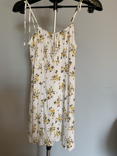 Urban outfitters ditsy floral - urban,