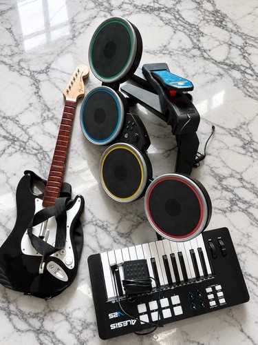 Rock band bundle - bundle, –