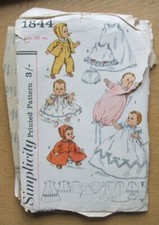 VINTAGE 1960's SIMPLICITY SEWING PATTERN - 1844 - TINY TEARS DOLLS CLOTHES