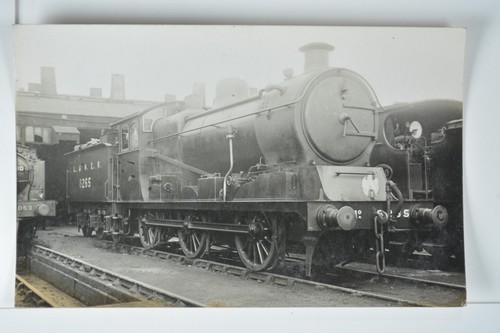 Steam locomotive lner - lner, 8265