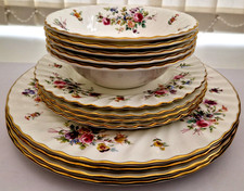 Minton Marlow 4 sets Dinner Plates (27cm) Dessert plates & Side plates S-309