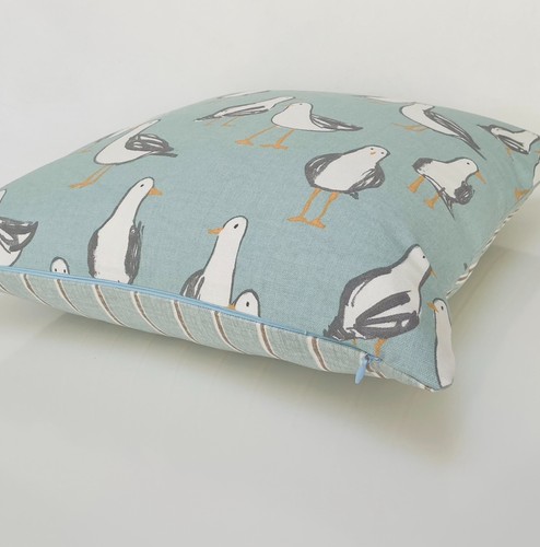 Duck egg blue - seagull, stripe