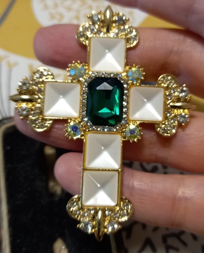 Cross brooch dark green - cross,