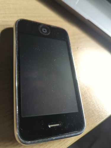 Apple iphone model - 3g,