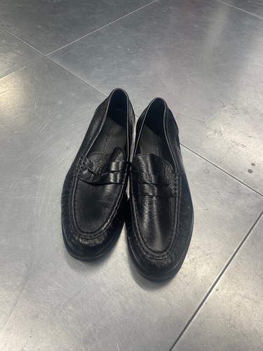 Russel and bromley black - bromley,