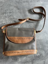 Charles Jourdan Actif Paris