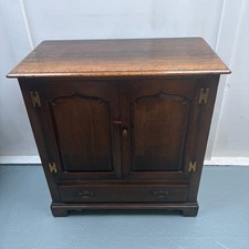 Titchmarsh & Goodwin Distressed Oak Jacobean Style TV Media Cabinet