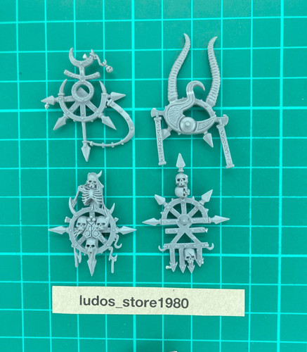 Chaos marines banners icons - banners,
