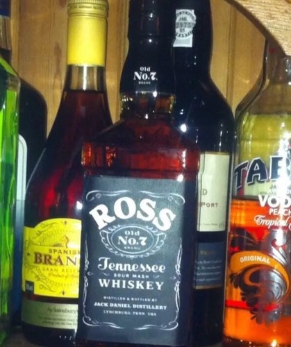 Personalised bottle label - bottle,