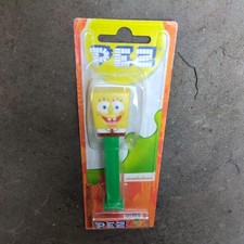 Rare 2017 Spongebob Squarepants Pez Dispenser green Base with single Pez sweets