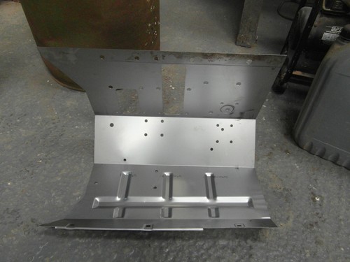 Land rover defender footwell - land,