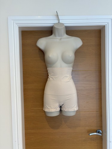 Sainsbury ladies nude - sainsbury,