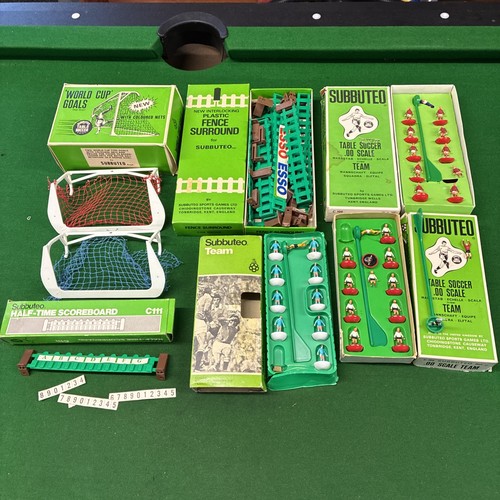 Subbuteo sets vintage teams - subbuteo,